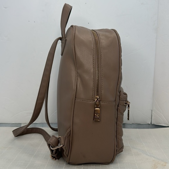 Badgley Mischka Quilted Backpack Purse Bag main image 7